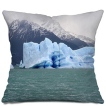 Iceberg Pillows 65319567
