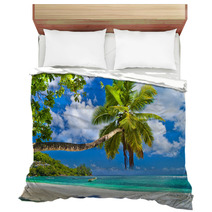 Idyllic Tropical Scenery - Seychelles Bedding 64612447