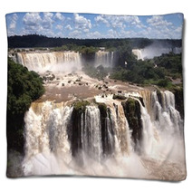 Iguazu Falls, Brazil Blankets 62313366
