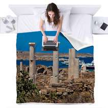 Ionian Column Capital, Architectural Detail On Delos Island, Gre Blankets 68449100