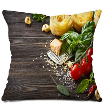 Italian Food Ingredients. Pillows 68071707