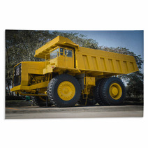 Large Haul Truck Rugs 59148560