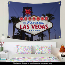Las Vegas Sign Night Wall Art 23697008