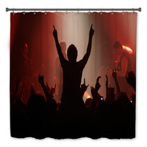 Live Concert - The Band And The Crowd Bath Decor 5510229