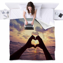 Live Your Dream, Love Concept Blankets 62400359