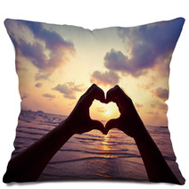 Live Your Dream, Love Concept Pillows 62400359
