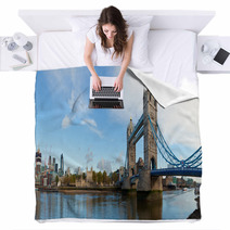 London Tower Panorama Blankets 47149458