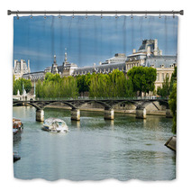 Louvre - View From Seine Bath Decor 11276938