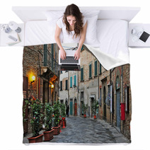 Lucignano, Arezzo - Toscana Blankets 50246953