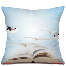 Magic Book Pillows 42101079