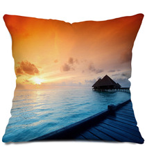 Maldivian Houses On Sunrise Pillows 43660253