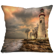 Marblehead Lighthouse HDR Pillows 62133069