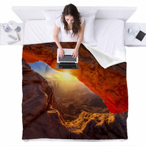 Mesa Arch At Sunrise Blankets 50792367