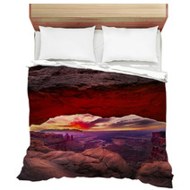 Mesa Arch Just Prior To Sunrise Bedding 63132687