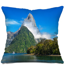 Milford Sound Pillows 60515963