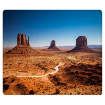 Monument Valley, USA Rugs 52003460
