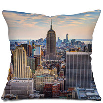 New York City At Dusk Pillows 55075201