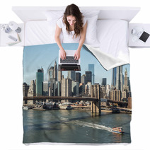 New York City Brooklyn Bridge Downtown Skyline Blankets 58367442