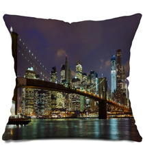 New York City Brooklyn Bridge Panorama At Dusk Pillows 38453008