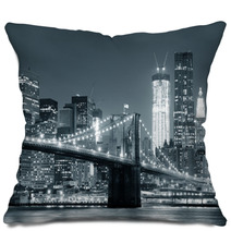 New York City Brooklyn Bridge Pillows 39647168