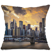New York City Skyline Pillows 61055234