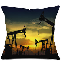 Oil Pumpjack In Operation Pillows 46201404