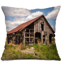 Old Barn Pillows 49126056