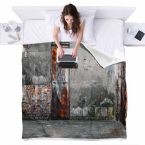 Old Cracked Or Grungy Room Blankets 64349627