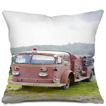 Old Fire Engine, Vermont, USA Pillows 20740353