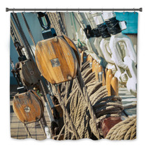 Old Sailing Ship - Tackle And Ropes Bath Decor 65365872