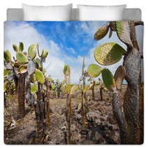 Opuntia Cactus Foreat At Galapagos Island Bedding 52119639
