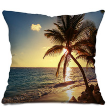 Palm Tree On The Tropical Beach Pillows 83274893
