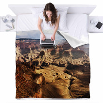 Panoramic View Of The Grand Canyon Blankets 72419883