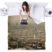 Paris Blankets 64554674