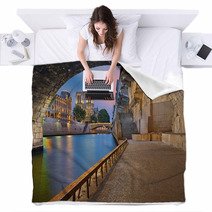 Paris Image Of The Notre Dame Cathedral And Riverside Of Seine River In Paris France Blankets 89427157