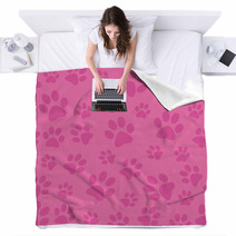 Paw Prints Background_01_Pink Blankets 98807823