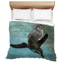 Penguin Swimming Bedding 72480571