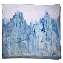 Perito Moreno Glacier, Argentina Blankets 48471510