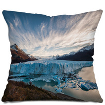 Perito Moreno Glacier In The Autumn Afternoon, Argentina. Pillows 62045094
