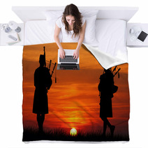 Pipers At Sunset Blankets 53652466