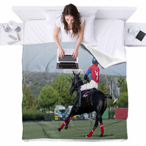 Polo Number 4 Blankets 35115791