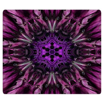 Purple Mandala Flower Center. Concentric Kaleidoscope Design Rugs 72408871
