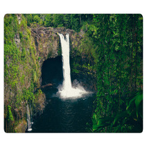 Rainbow Falls In Hilo On The Big Island Of Hawaii Rugs 91382736