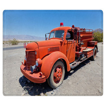 Red Vintage Firefigther's Truck Rugs 34576014