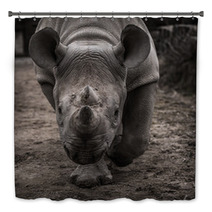 Rhinoceros Facing The Camera Bath Decor 61603318