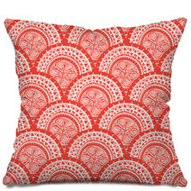 Round Red Patterns With Flowers Pillows 67260675