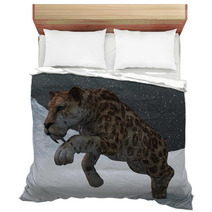 Sabre toothed Tiger In Ice Age Blizzard Bedding 59813292