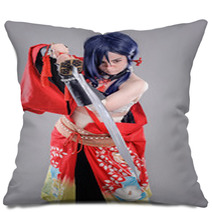 Samurai / Models Dressed In Their Favorite Heroes Pillows 92241764