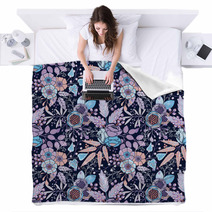 Seamless Floral Pattern Blankets 71862720