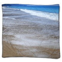 Seashore Waves On Sand Beautiful Background Blankets 68418101